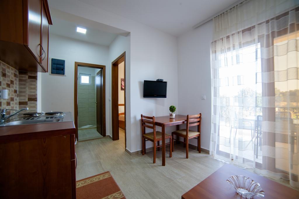Kollari Apartments Ulcinj Exterior photo